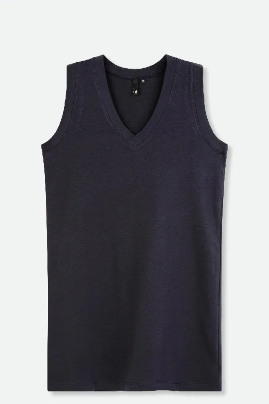 V-NECK MUSCLE TANK IN PIMA COTTON STRETCH